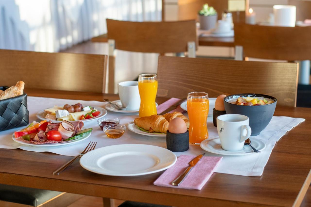 Vitalhotel Quellengarten - Bed & Breakfast Лингенау Экстерьер фото